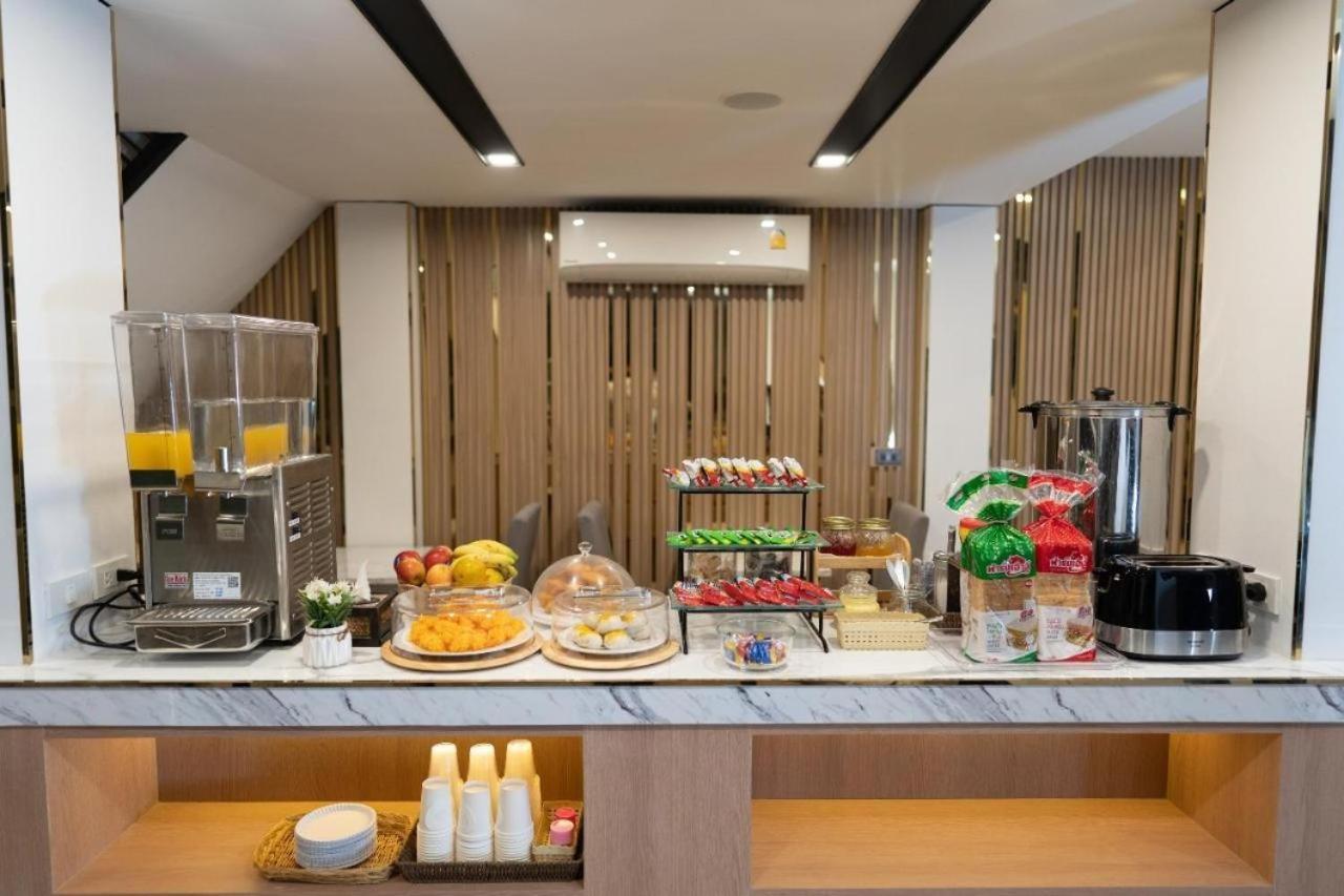 Hotel Adamaz House à Bangkok Extérieur photo
