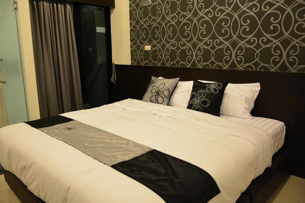 Hotel Adamaz House à Bangkok Extérieur photo