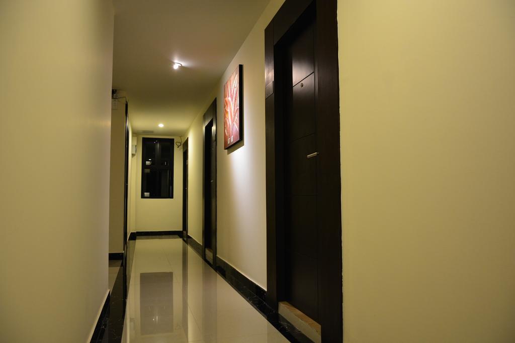 Hotel Adamaz House à Bangkok Extérieur photo