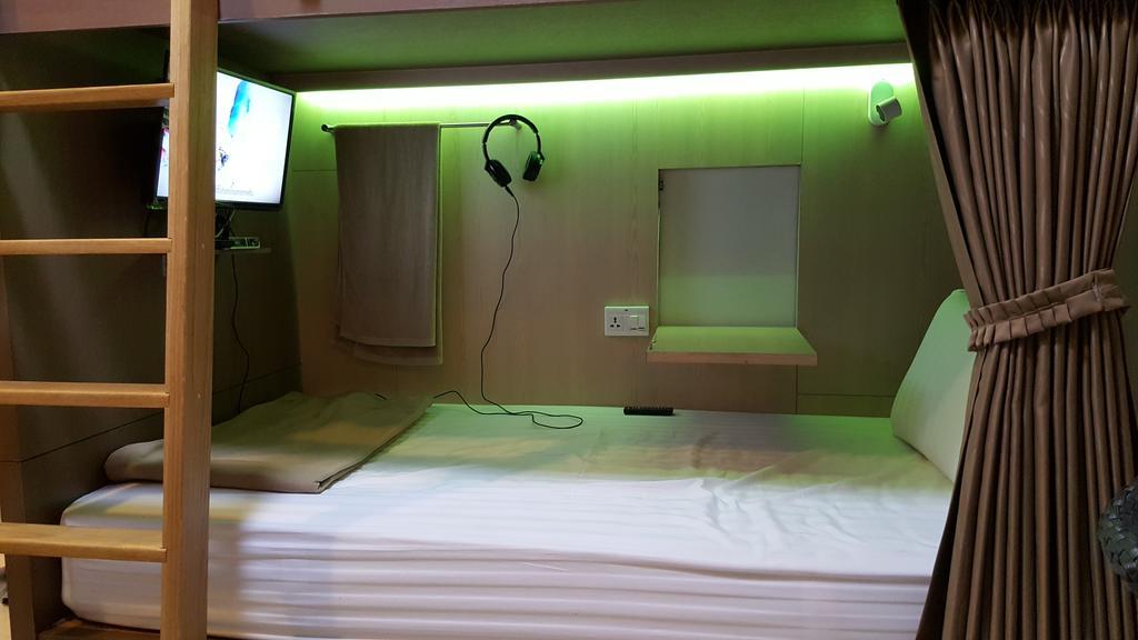 Hotel Adamaz House à Bangkok Extérieur photo
