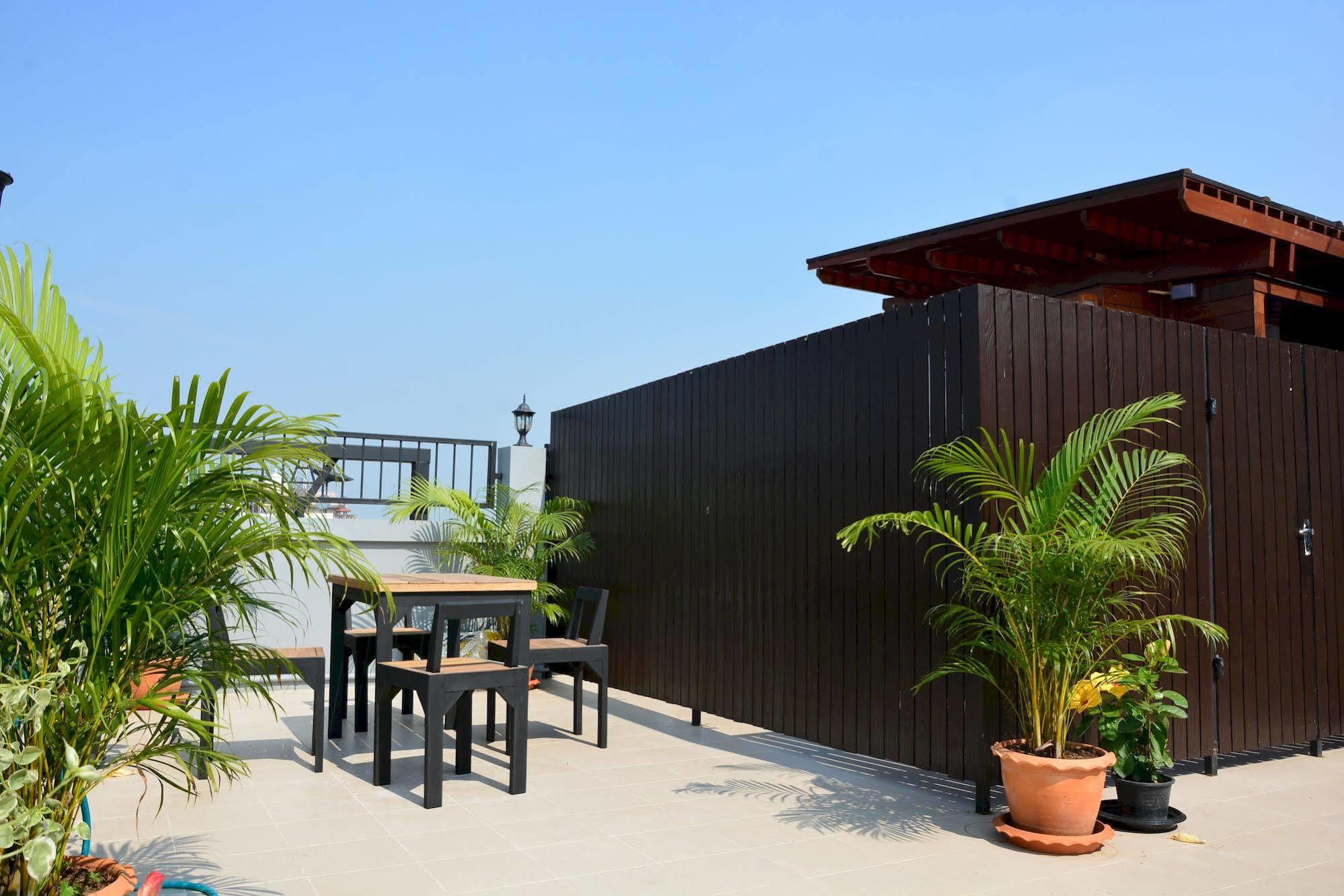 Hotel Adamaz House à Bangkok Extérieur photo